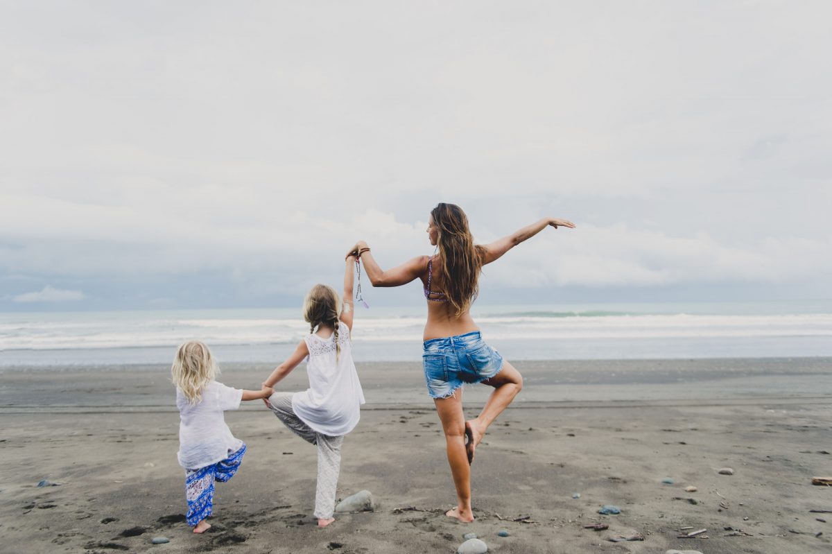 megan-pischke-and-her-children-photo-courtesy-of-rebecca-amber-photography